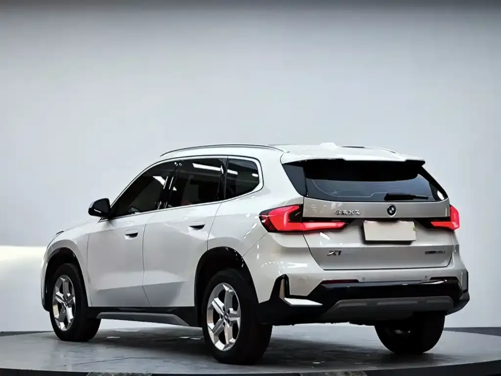 BMW X1 — фото 4