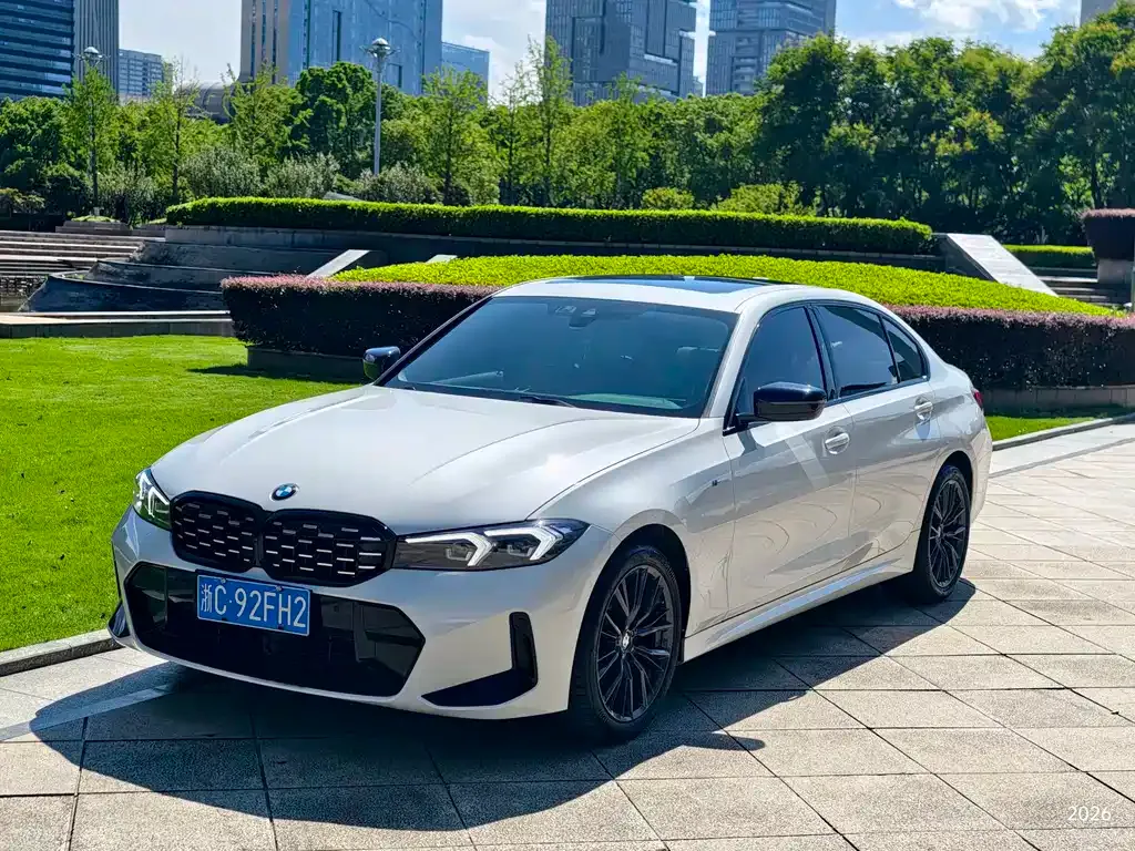 BMW 3 Series — фото 1