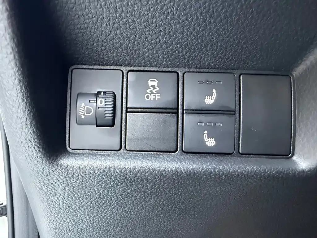 Honda Fit — фото 10