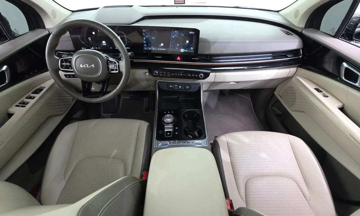 Kia Carnival — фото 9