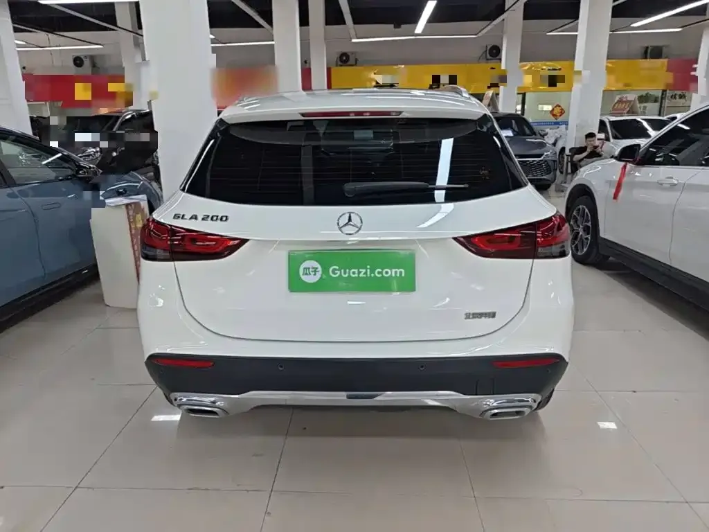 Mercedes-Benz GLA — фото 7