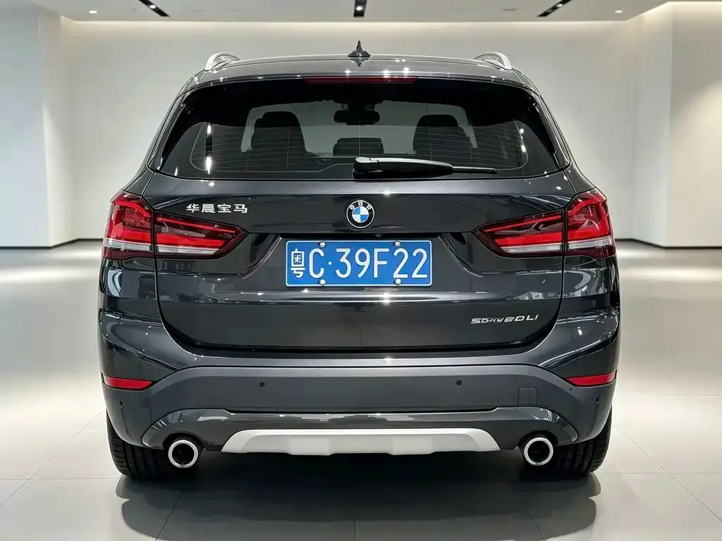 BMW X1 — фото 10