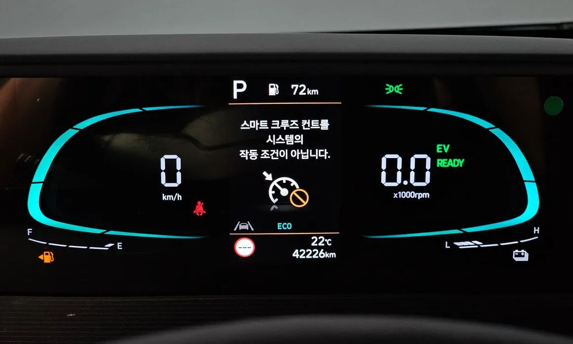 Hyundai Staria — фото 3