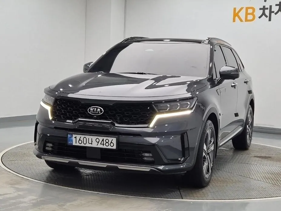 Kia Sorento — фото 1
