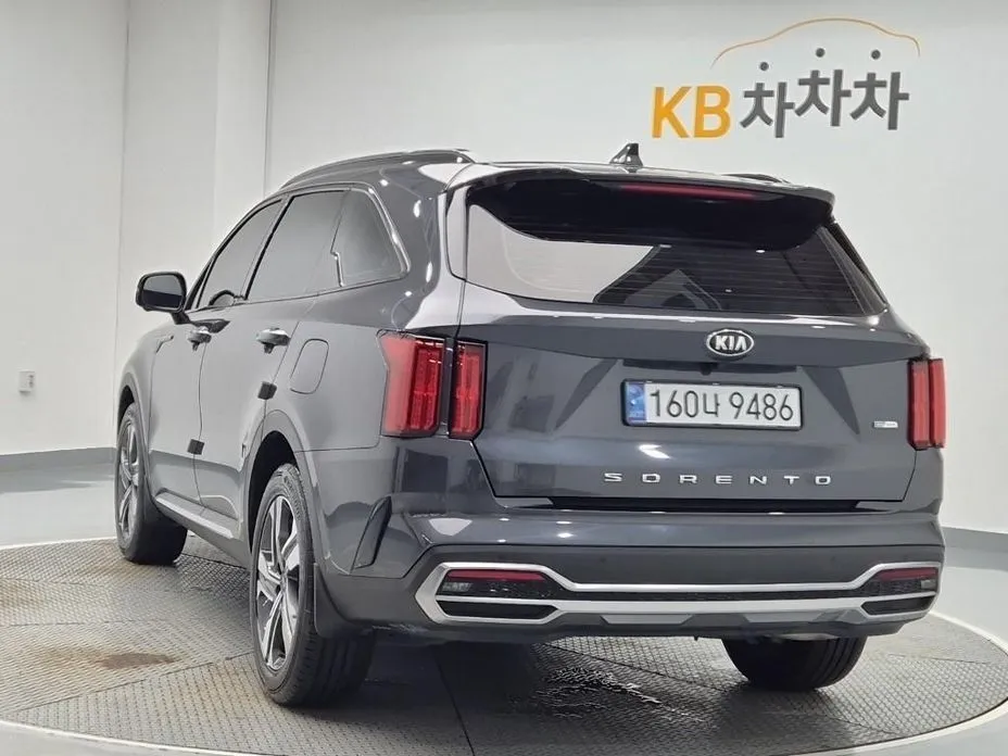 Kia Sorento — фото 3