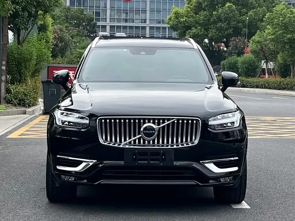 Volvo XC90 — фото 3