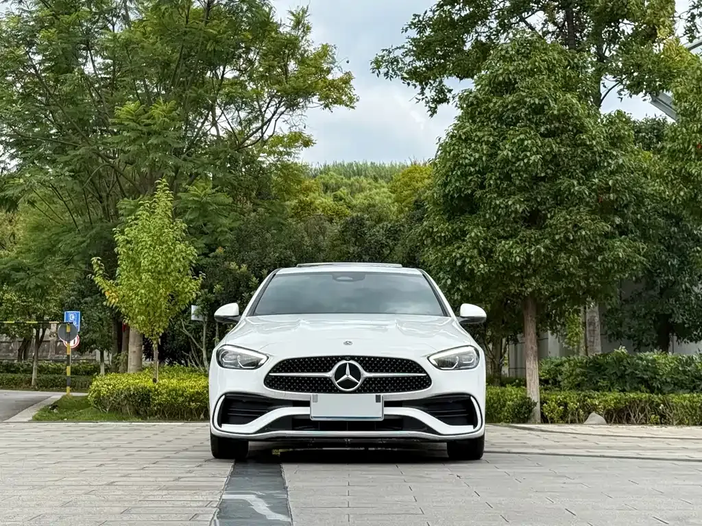 Mercedes-Benz C-Class — фото 10