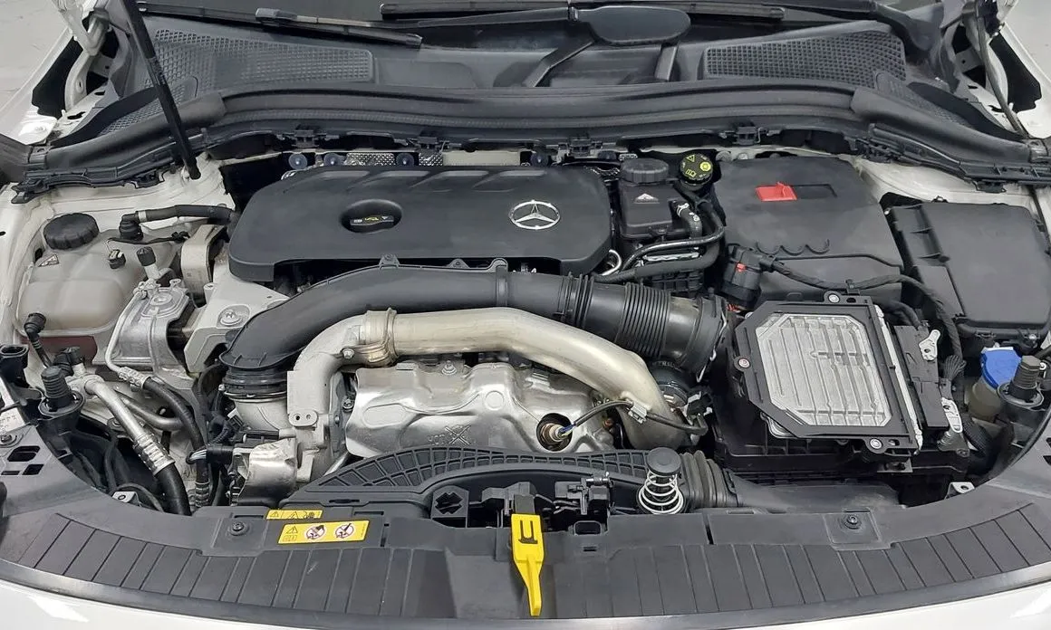 Mercedes-Benz GLA-Class — фото 10