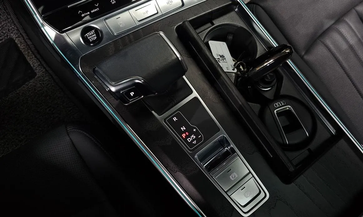 Audi A6 — фото 8