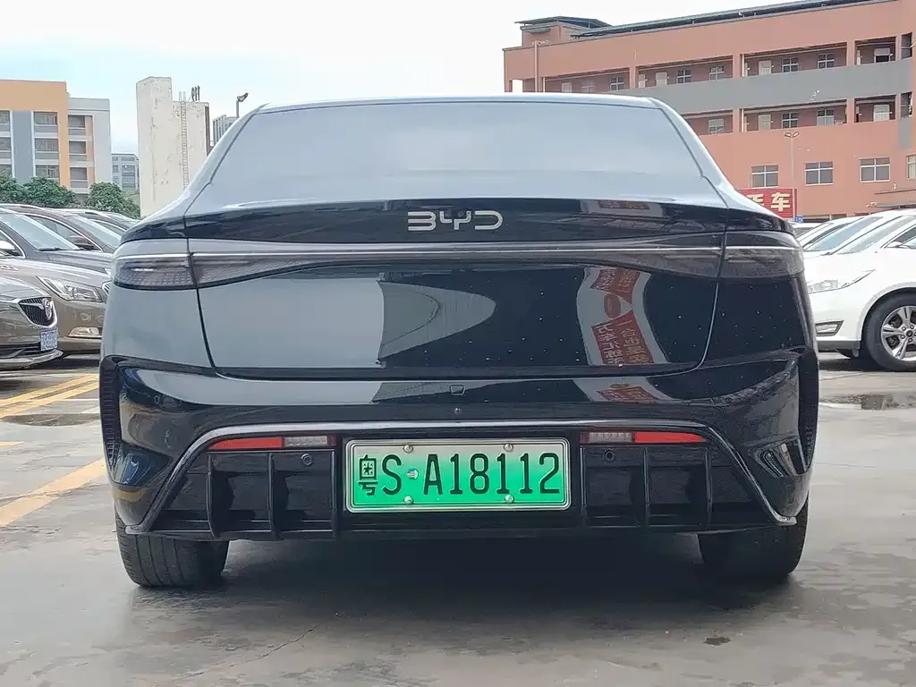 BYD Seal — фото 4