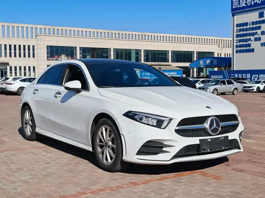Mercedes-Benz A-Class — фото 8