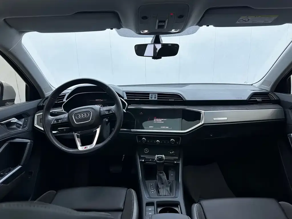 Audi Q3 Sportback — фото 6