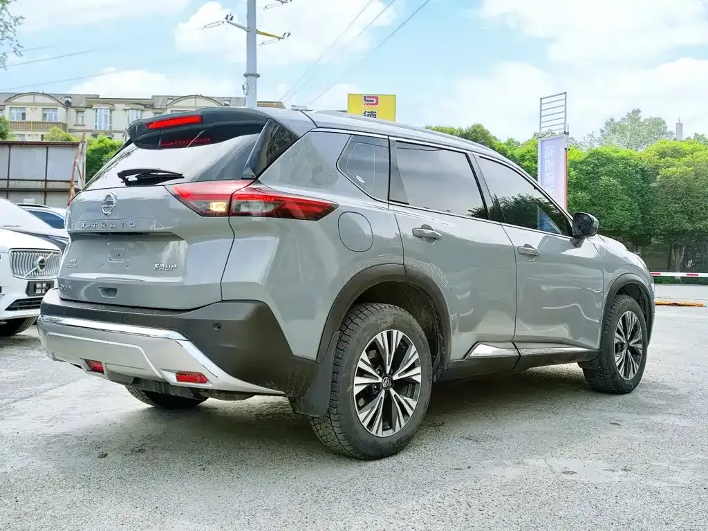 Nissan X-Trail — фото 4