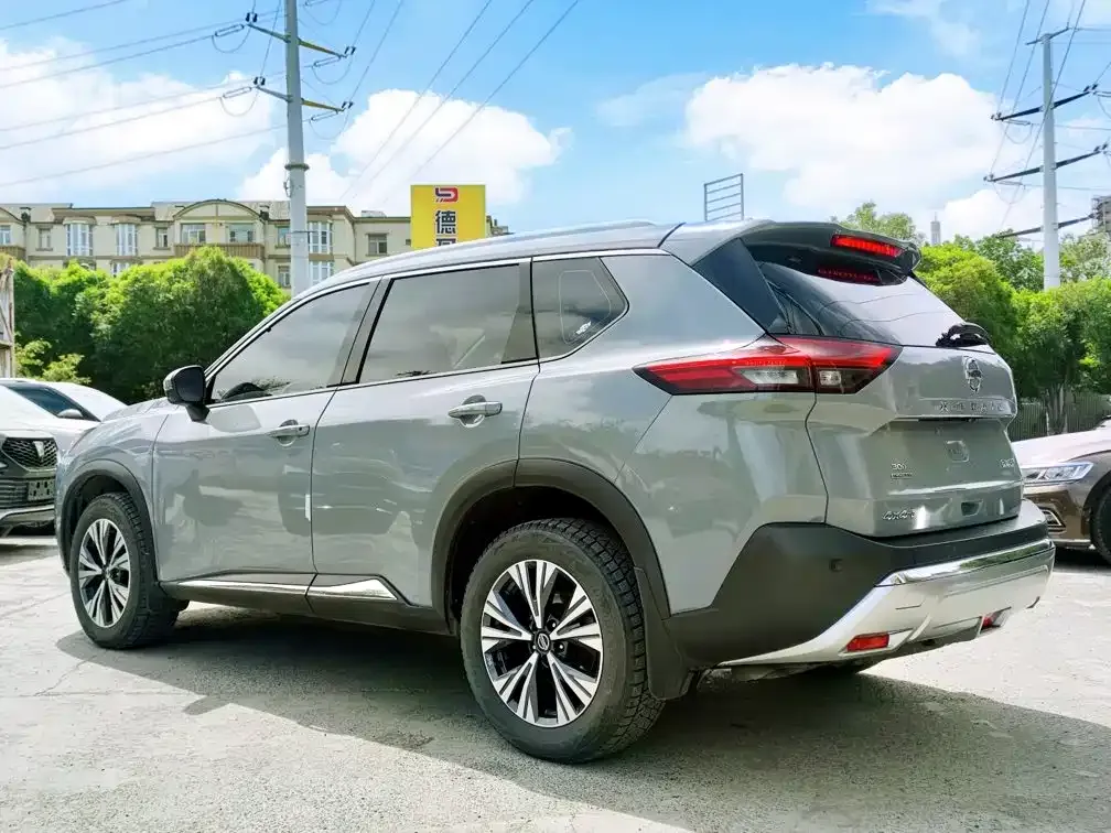 Nissan X-Trail — фото 9