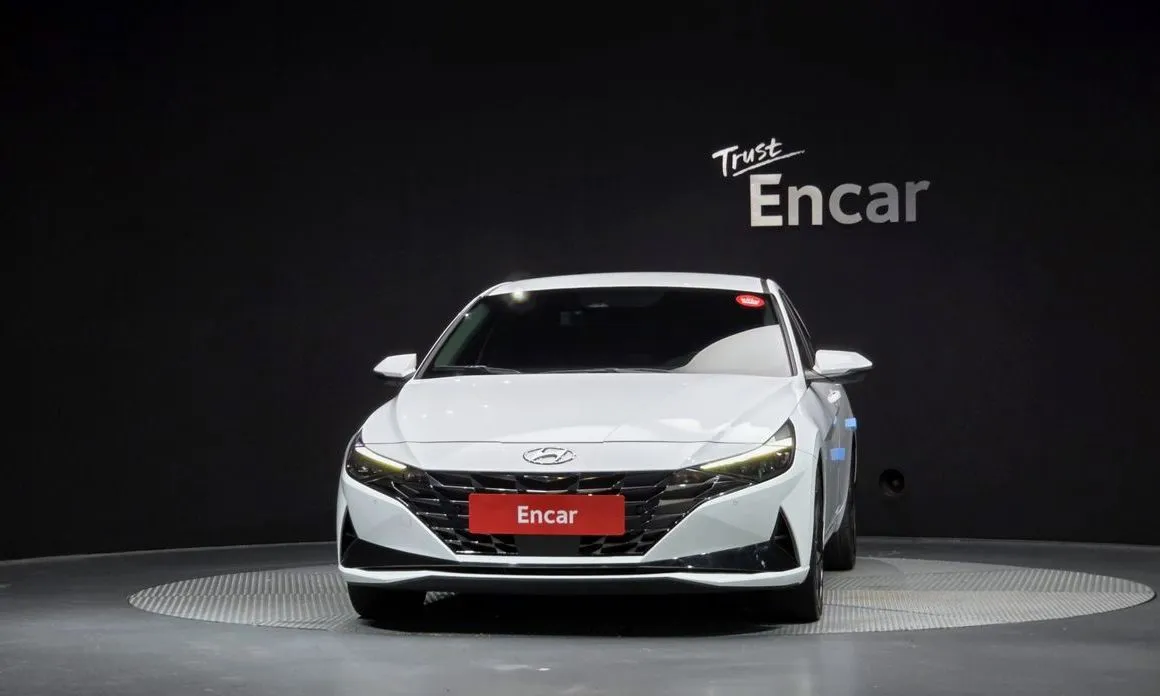 Hyundai AVANTE — фото 2