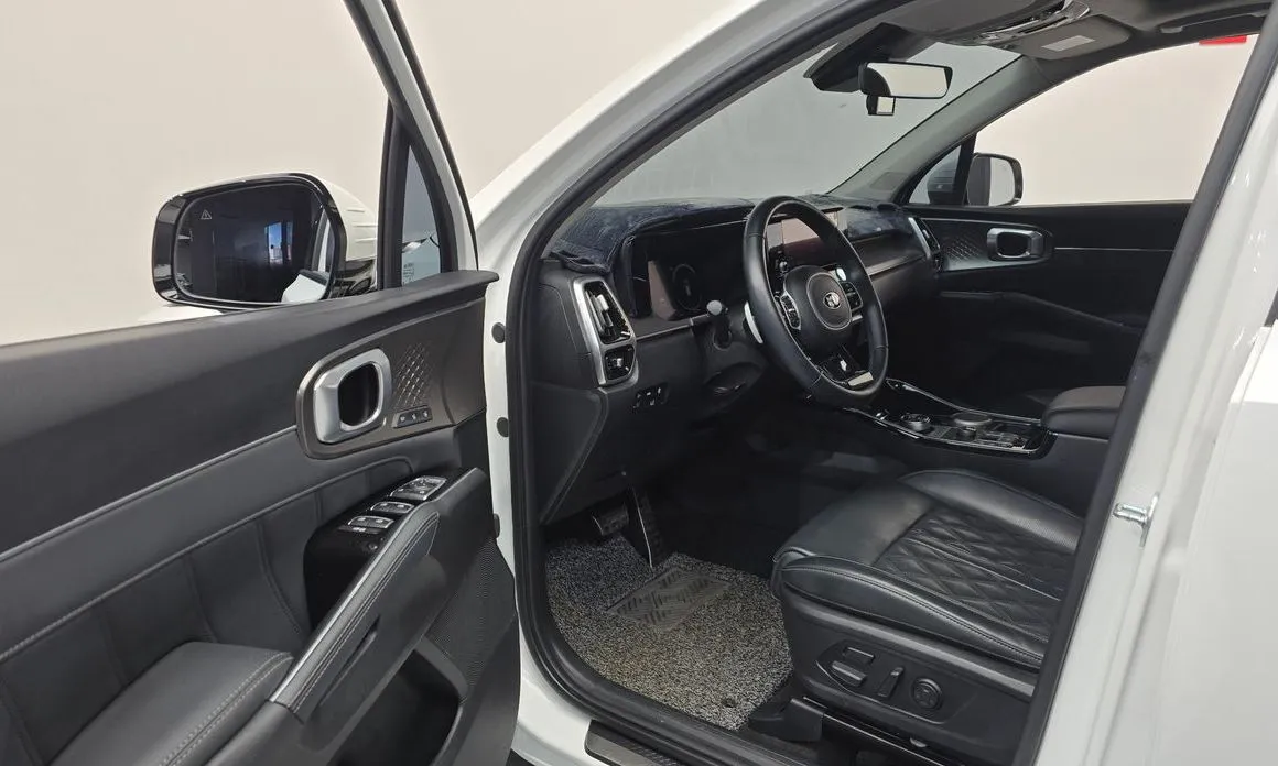 Kia Sorento — фото 6