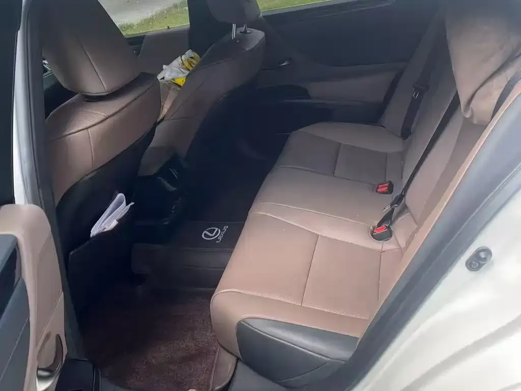 Lexus ES — фото 2