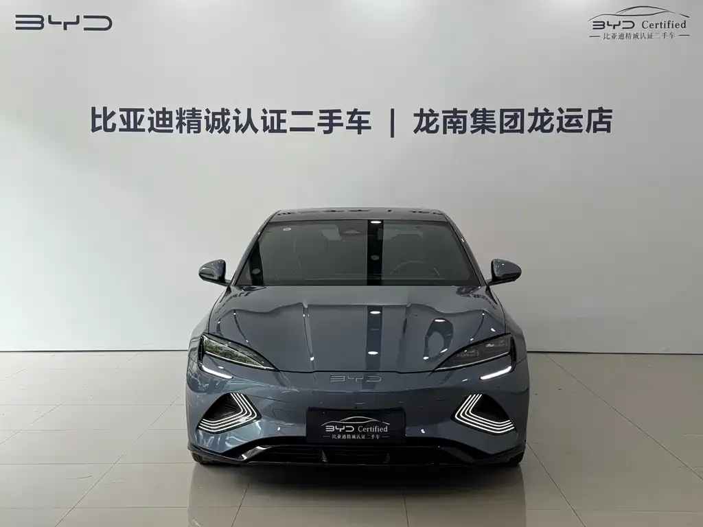 BYD Seal — фото 2