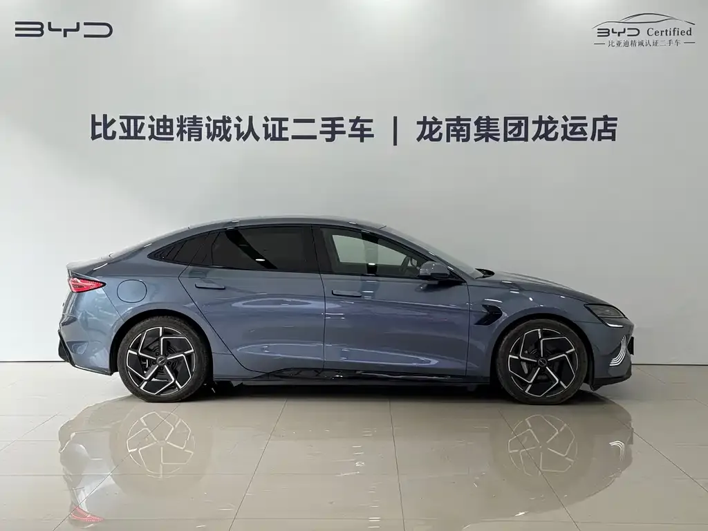 BYD Seal — фото 3