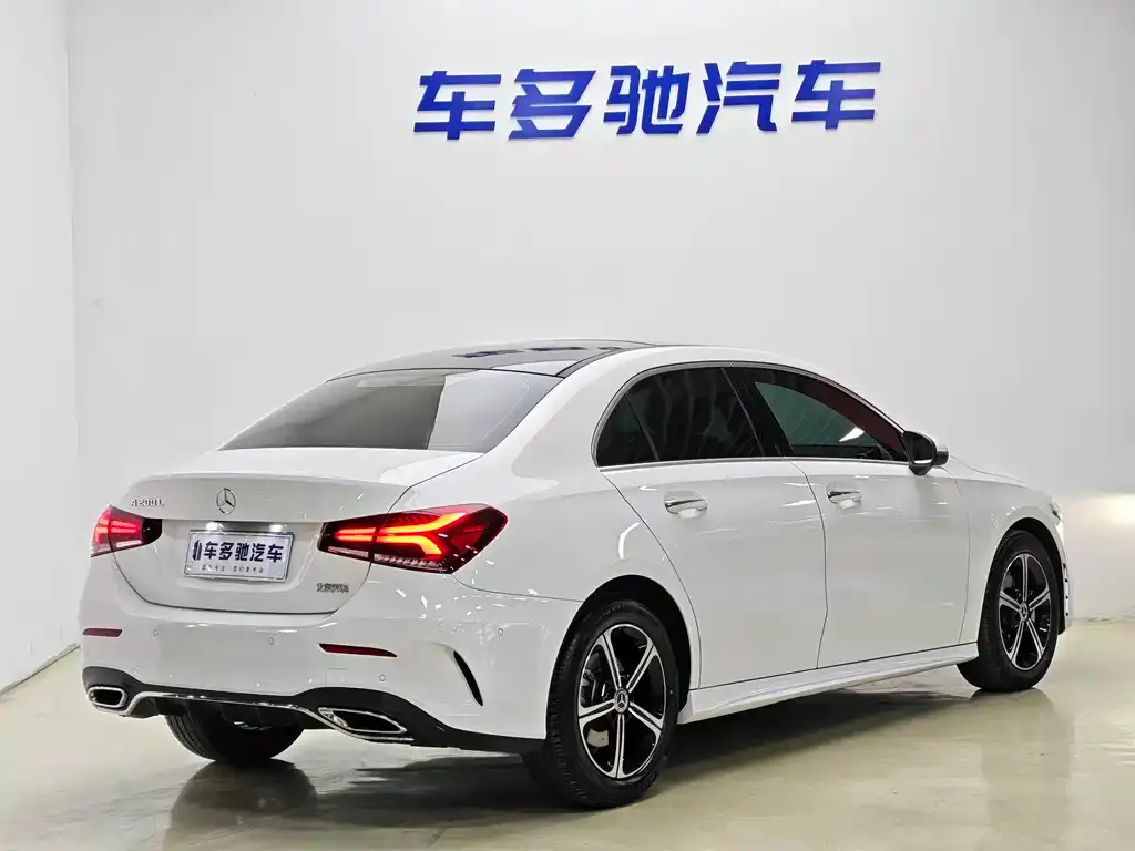 Mercedes-Benz A-Class — фото 10