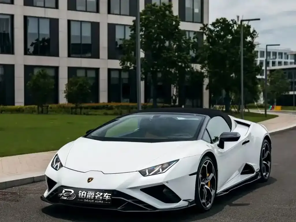 Lamborghini Huracan — фото 1