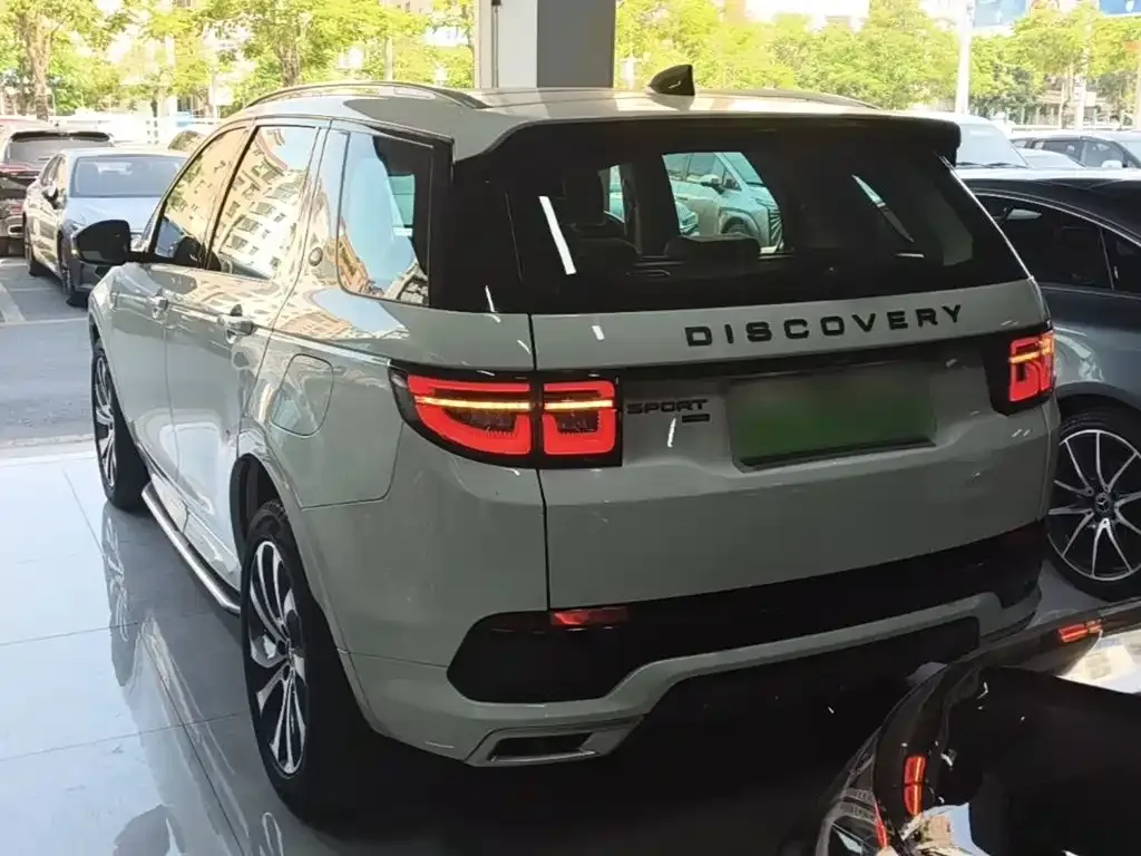 Land Rover Discovery Sport Hybrid — фото 7