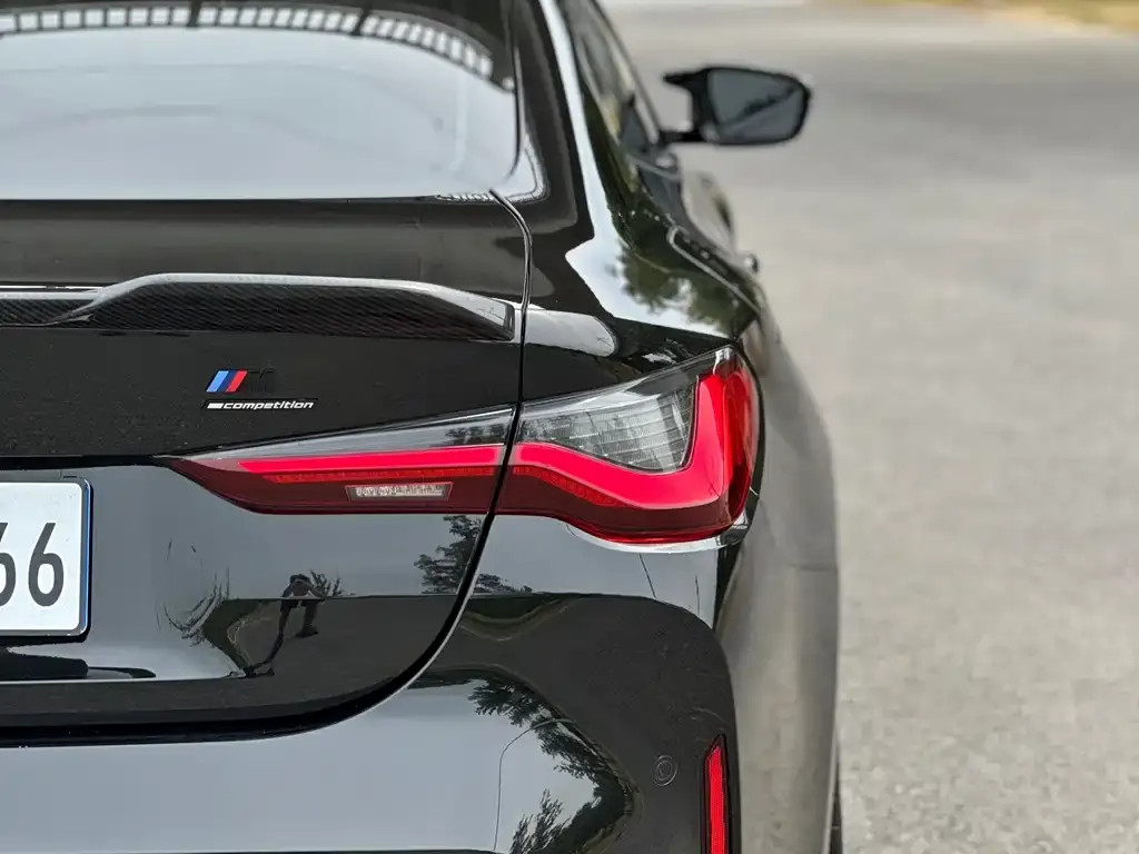 BMW M4 — фото 2