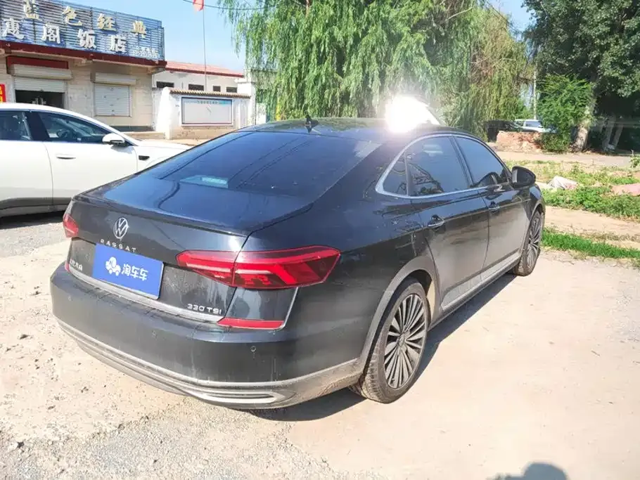 Volkswagen Passat — фото 3
