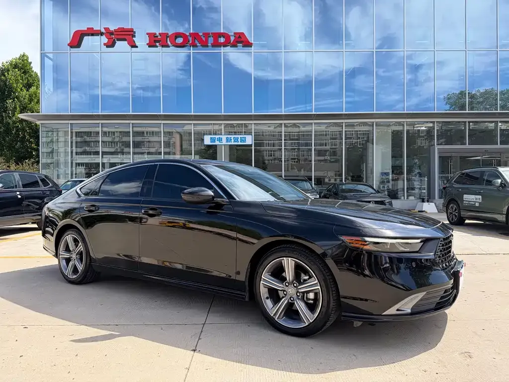 Honda Accord — фото 5