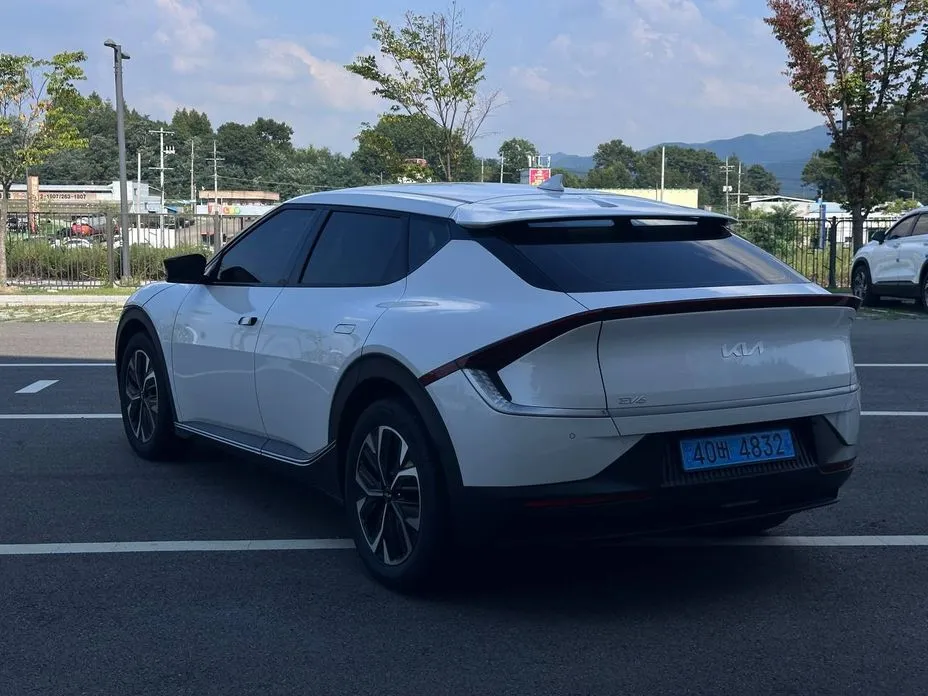 Kia EV6 — фото 9