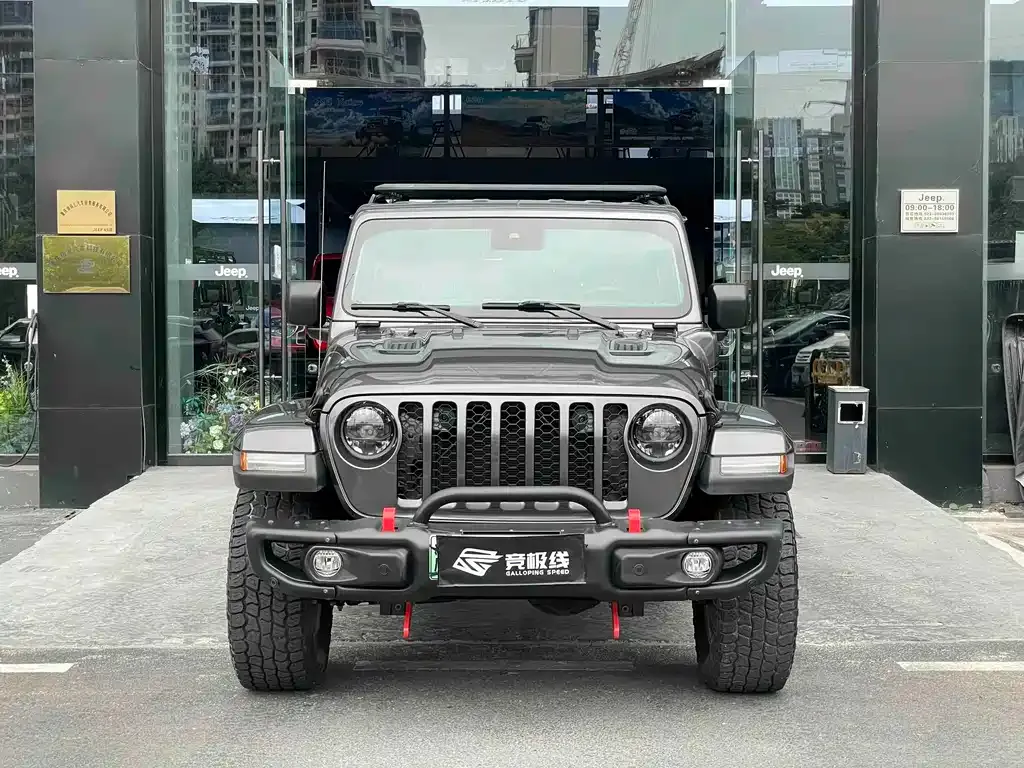 Jeep Wrangler PHEV — фото 4