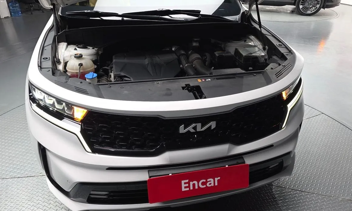 Kia Sorento — фото 6