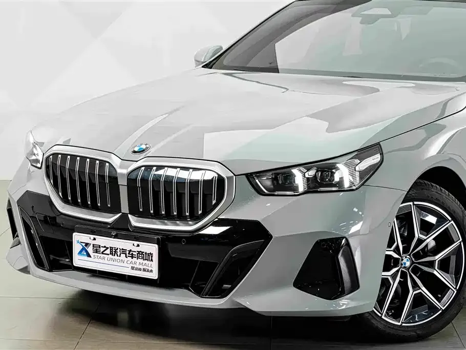 BMW 5 Series (Import) — фото 8