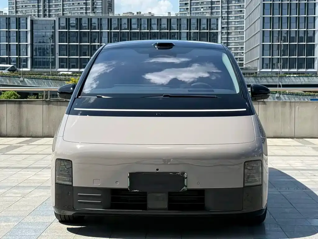 Li Auto MEGA — фото 8