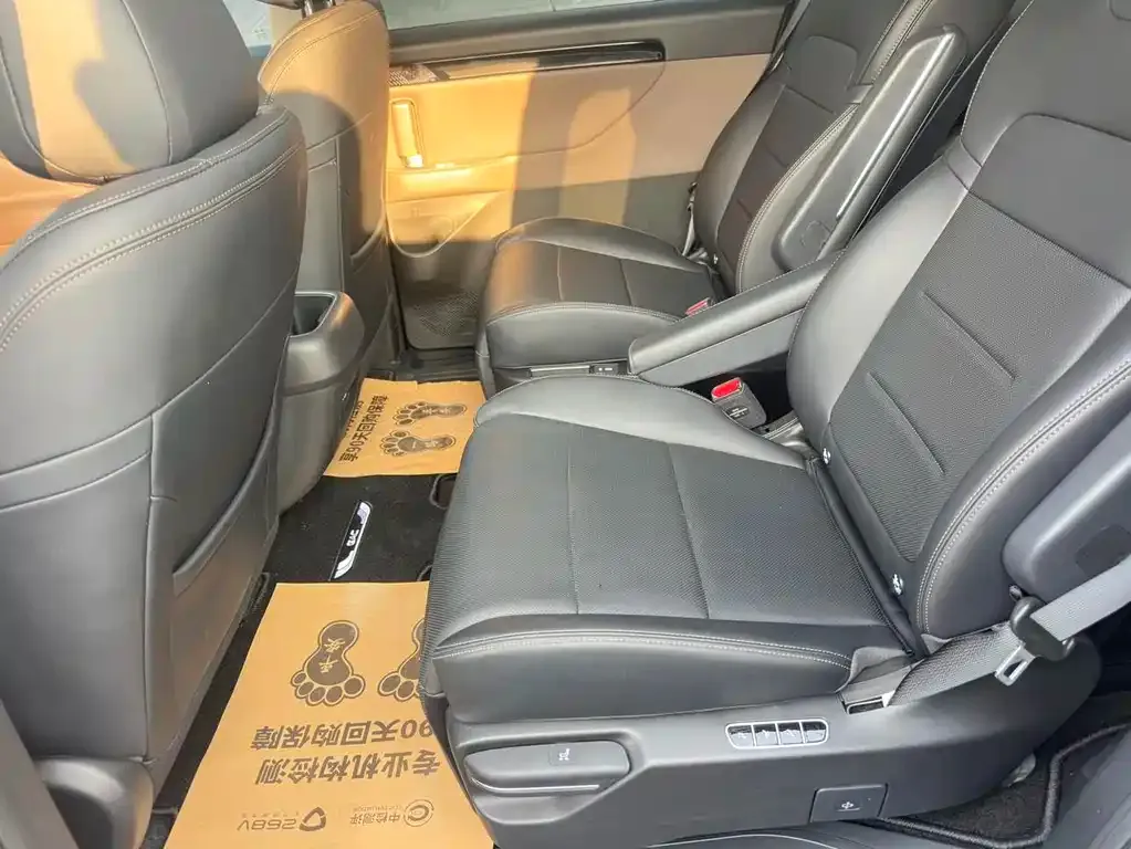GAC Motor Trumpchi E8 — фото 2