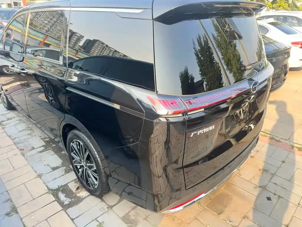 GAC Motor Trumpchi E8 — фото 4