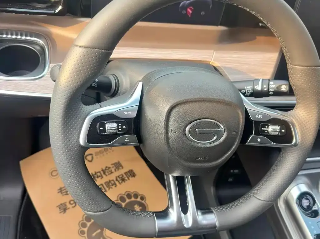 GAC Motor Trumpchi E8 — фото 10