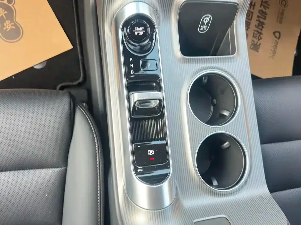 GAC Motor Trumpchi E8 — фото 5