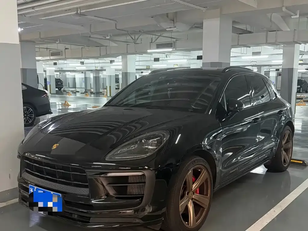 Porsche Macan — фото 1