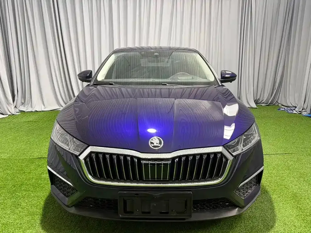Skoda Octavia — фото 7