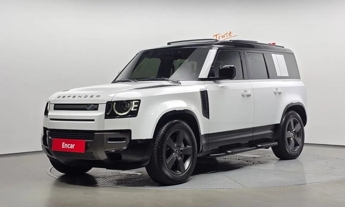 Land Rover Defender — фото 1
