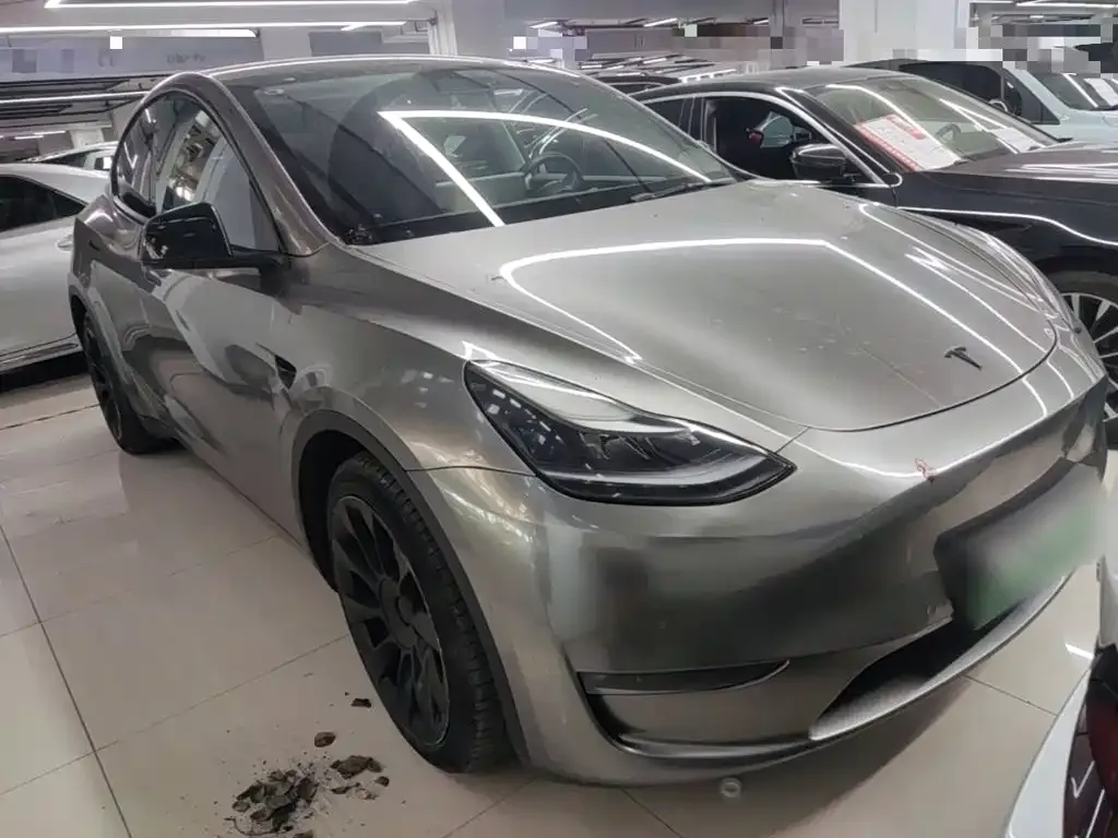 Tesla Model Y — фото 3