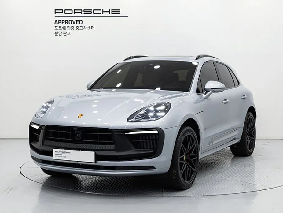 Porsche Macan — фото 1