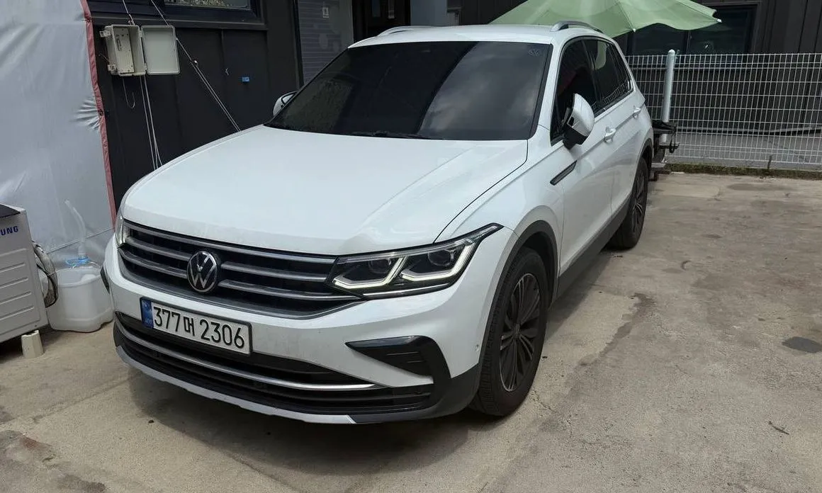 Volkswagen Tiguan — фото 1