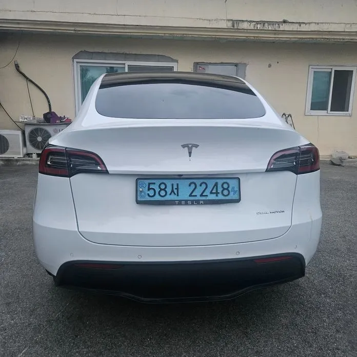 Tesla Model Y — фото 3