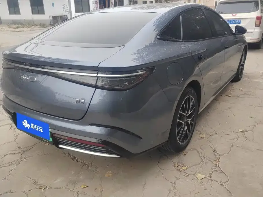 BYD Seal — фото 7