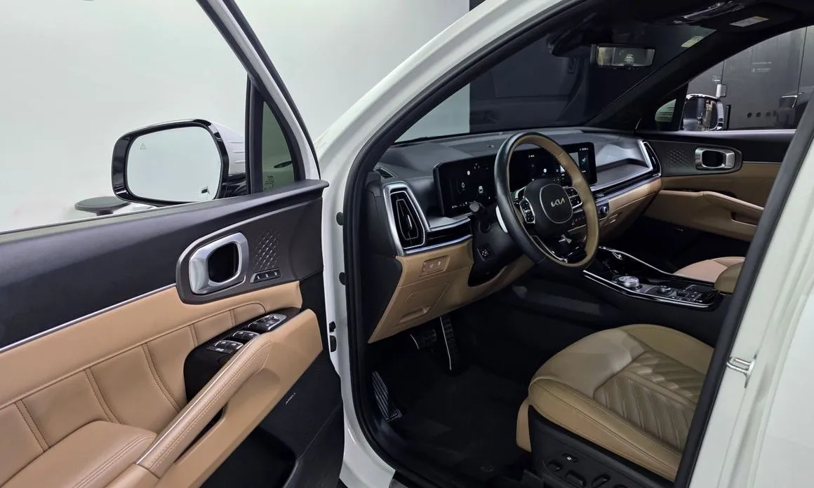 Kia Sorento — фото 7