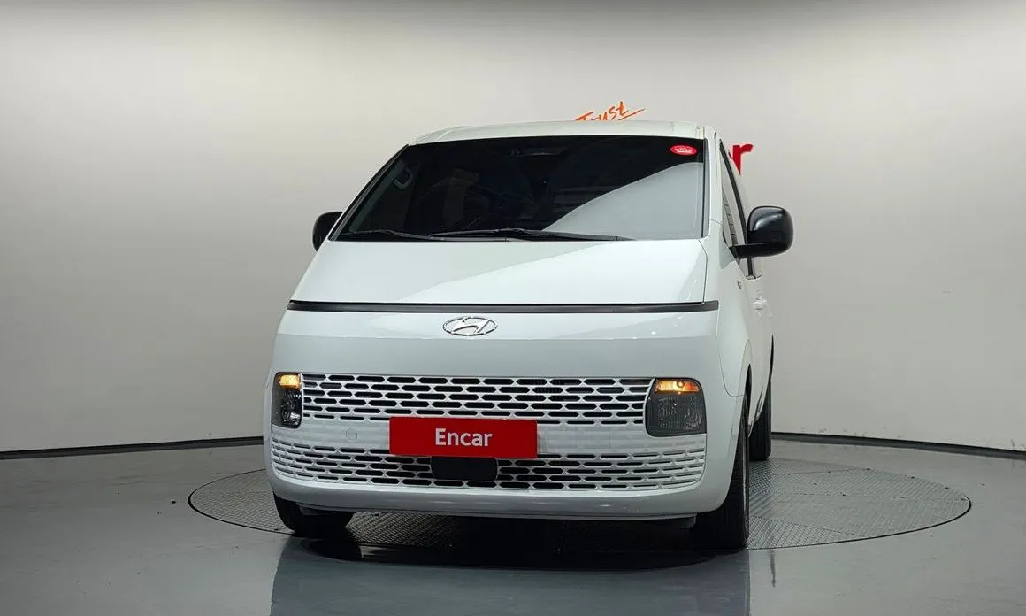 Hyundai Staria — фото 2