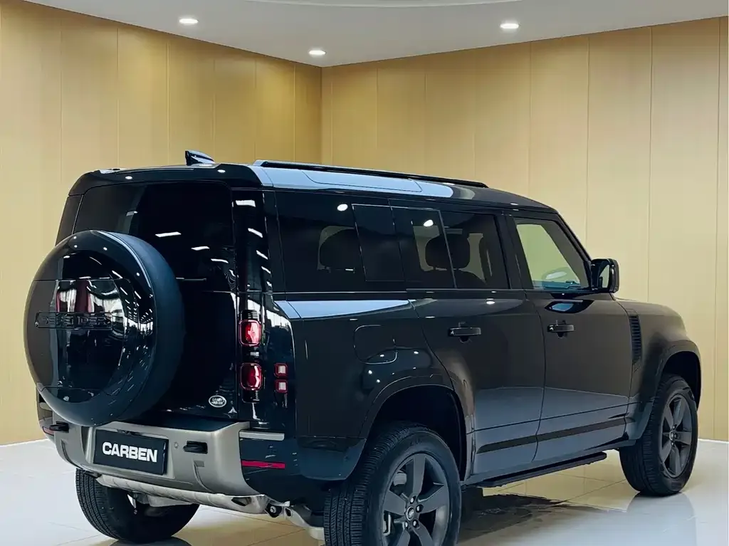 Land Rover Defender — фото 7