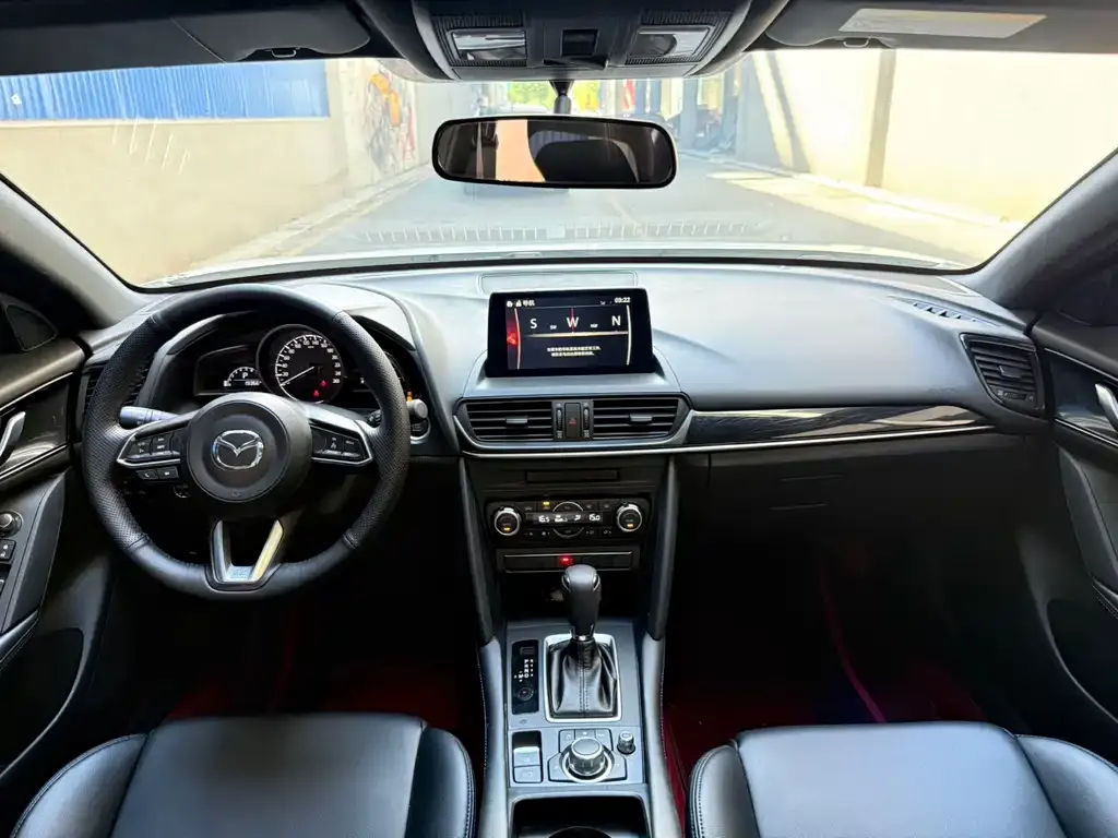 Mazda CX-4 — фото 8